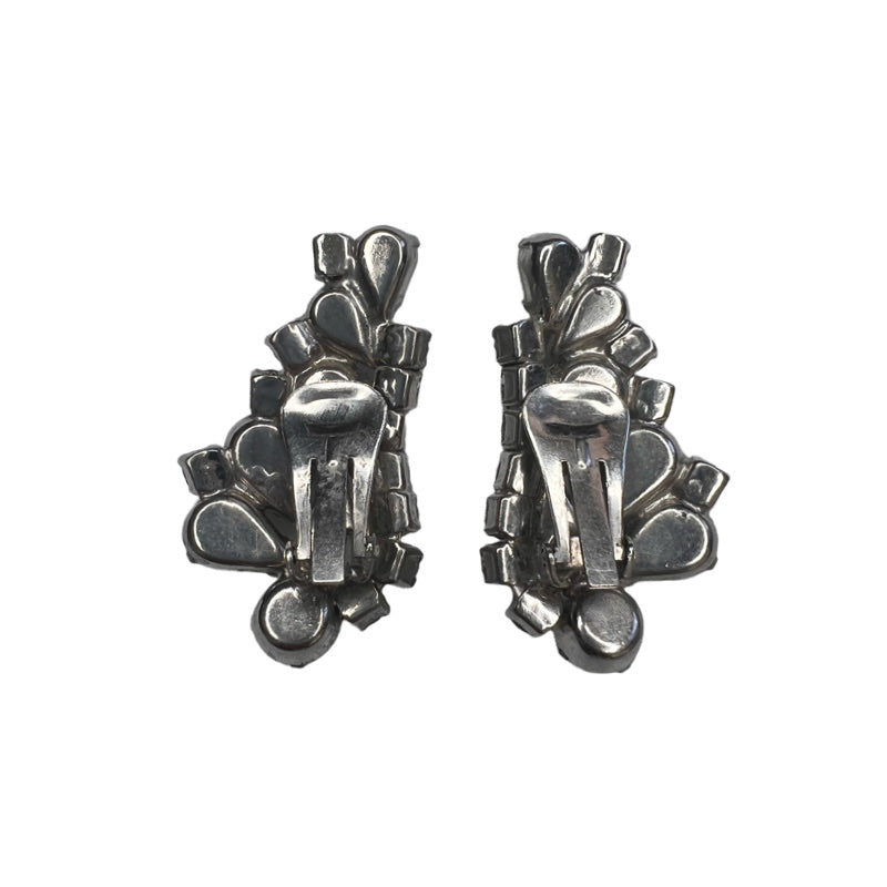 Gorgeous Vintage White and Silver Cluster Clip Ons