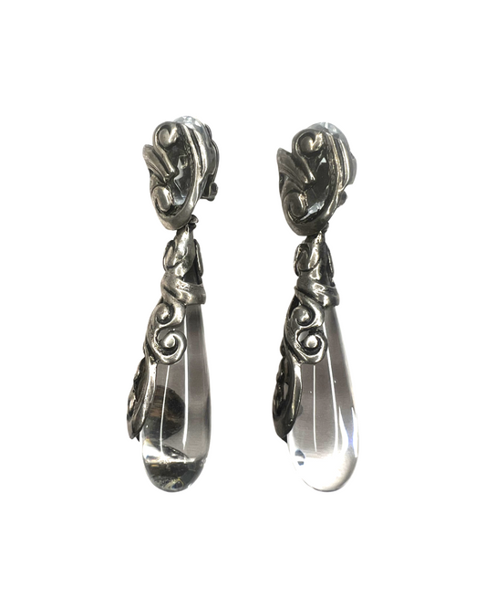 Vintage Lucite Tear Drop Clip On Earrings