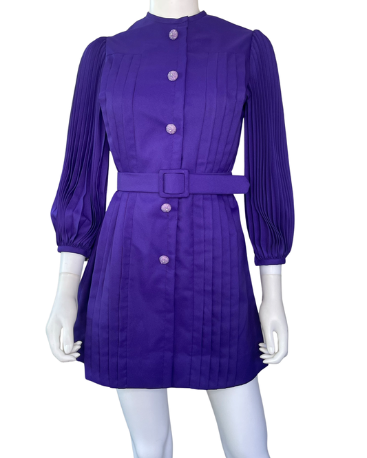 1960’s Mod Vintage Dress With Belt