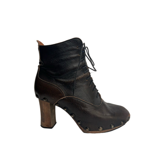 Vintage DKNY Italian Lace Up Boots